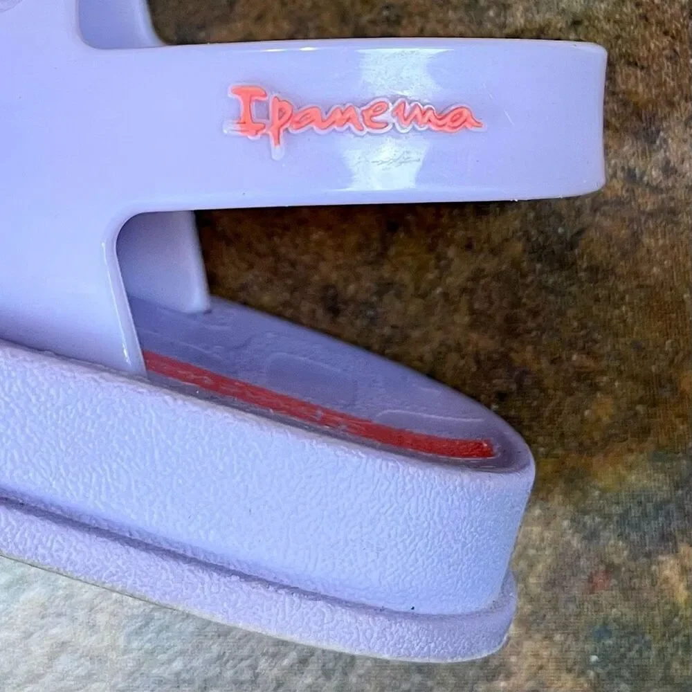 Ipanema purple jelly